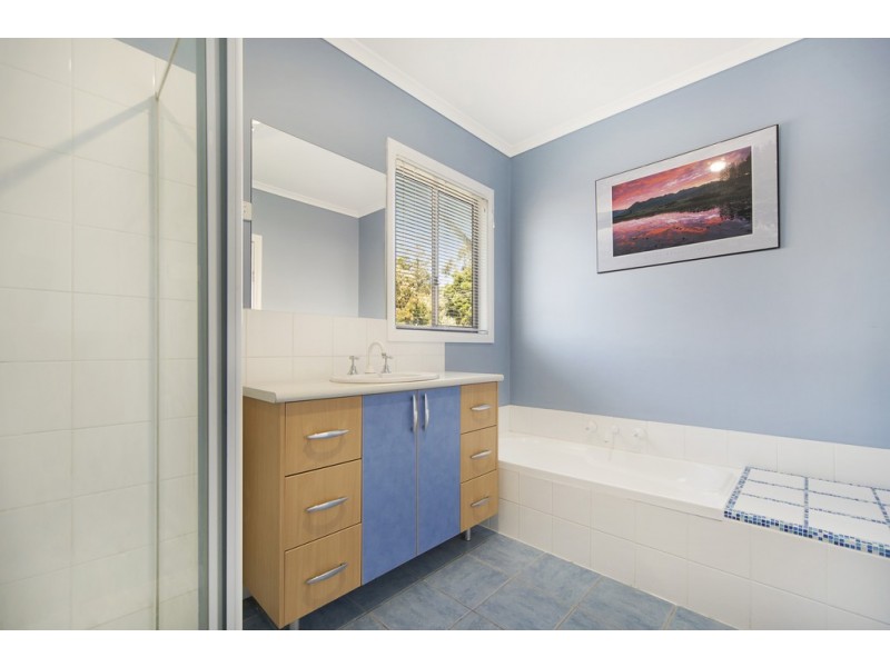 601 Main Road, Golden Point VIC 3350