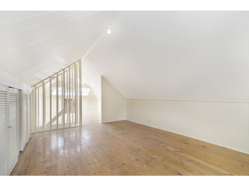 304a Macarthur Street, Soldiers Hill VIC 3350