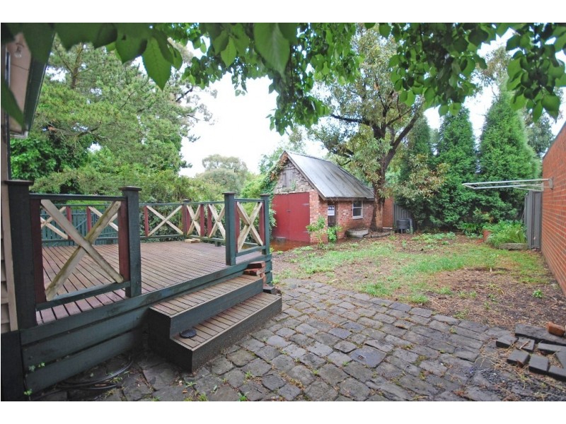 304a Macarthur Street, Soldiers Hill VIC 3350