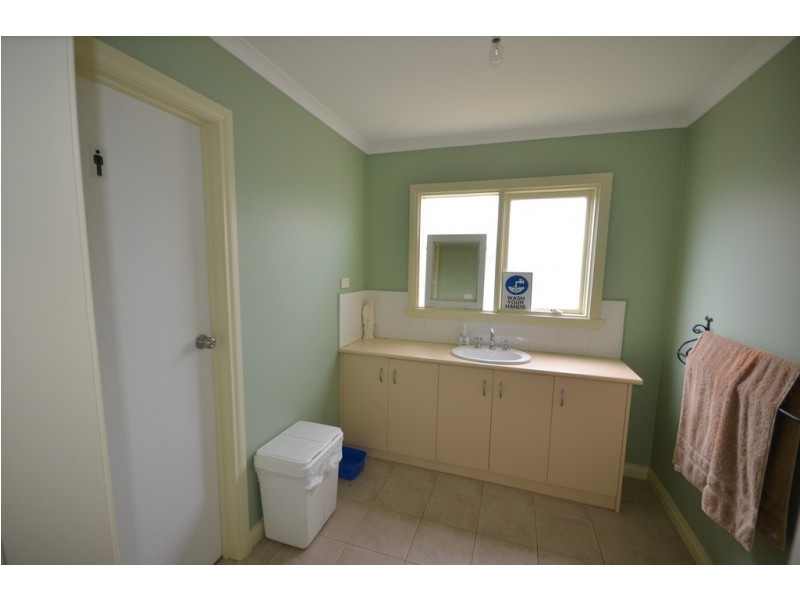 32-34 Willoby Street, Beaufort VIC 3373