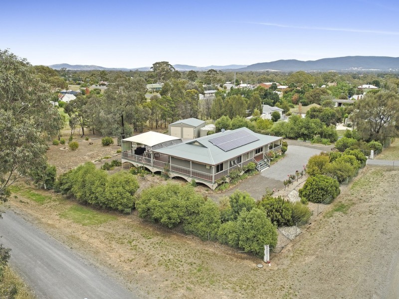 44 Russell Street, Avoca VIC 3467
