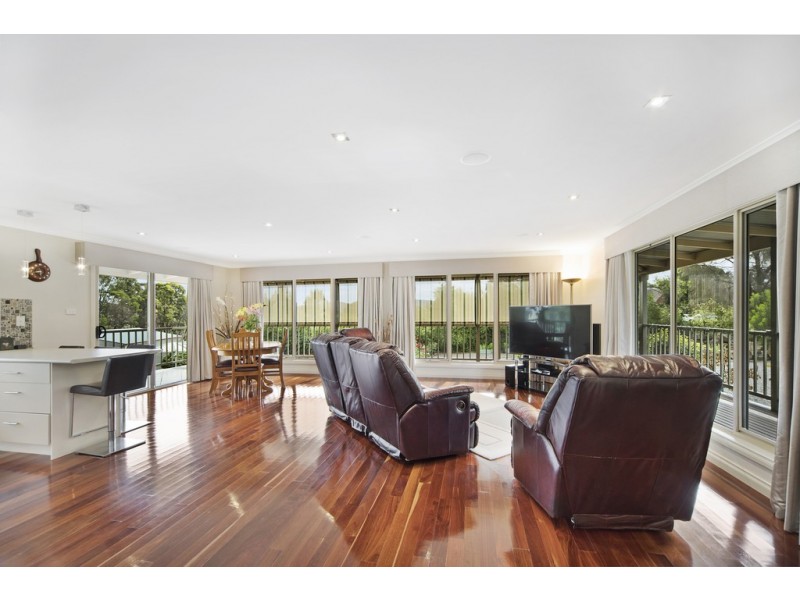 44 Russell Street, Avoca VIC 3467