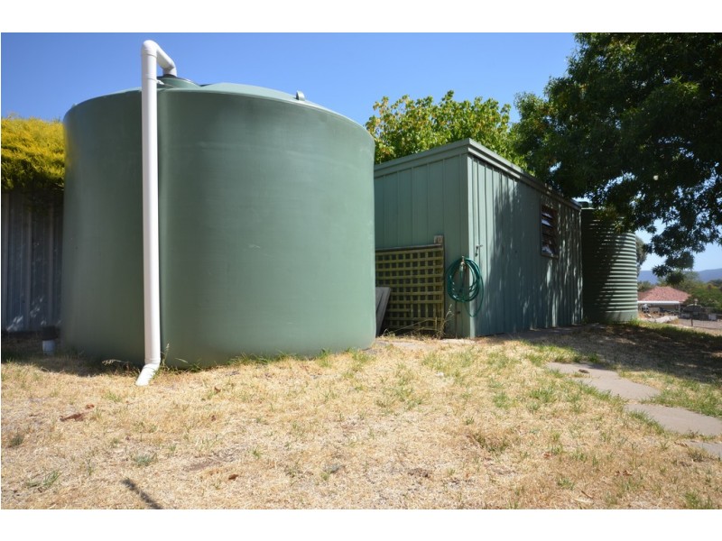 27 Mountain View Street, Avoca VIC 3467