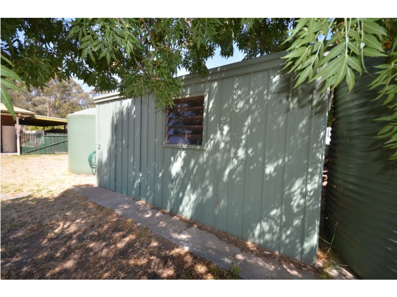 27 Mountain View Street, Avoca VIC 3467