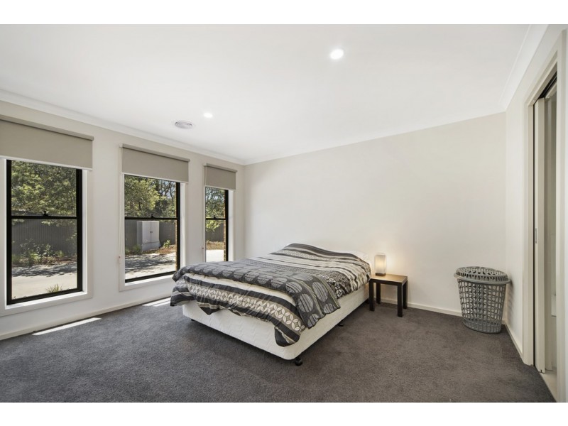 14 Nader Close, Redan VIC 3350