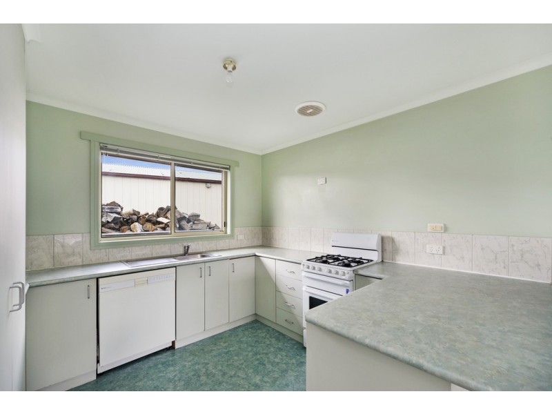 8/8-10 Spencer Street, Canadian VIC 3350