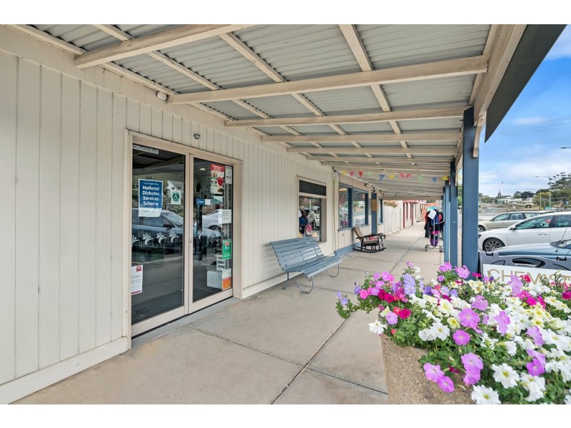 17 Montgomery St, Skipton VIC 3361
