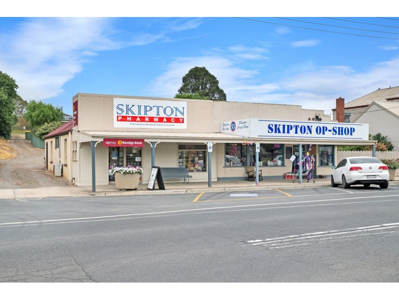 17 Montgomery St, Skipton VIC 3361