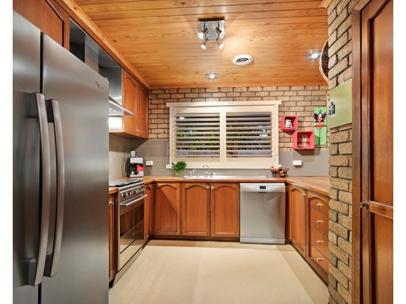 18 Elaine Avenue, Alfredton VIC 3350