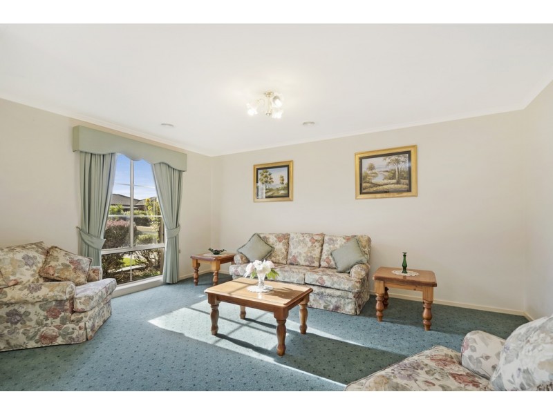 9 Argyle Crescent, Alfredton VIC 3350