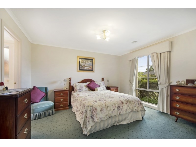 9 Argyle Crescent, Alfredton VIC 3350