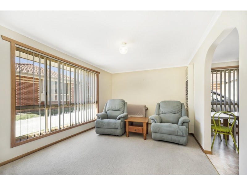 2/199 Yarrowee Street, Sebastopol VIC 3356