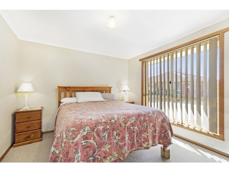 2/199 Yarrowee Street, Sebastopol VIC 3356