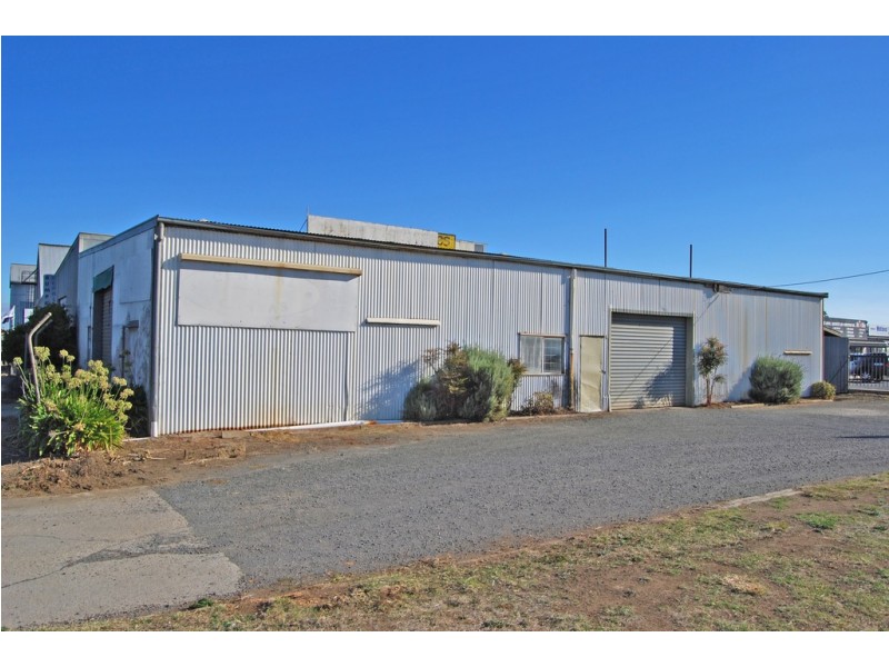 1003 Latrobe Street, Delacombe VIC 3356