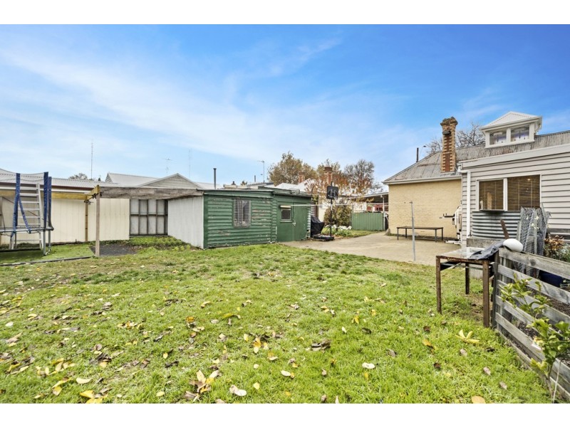 616 Drummond Street South, Redan VIC 3350