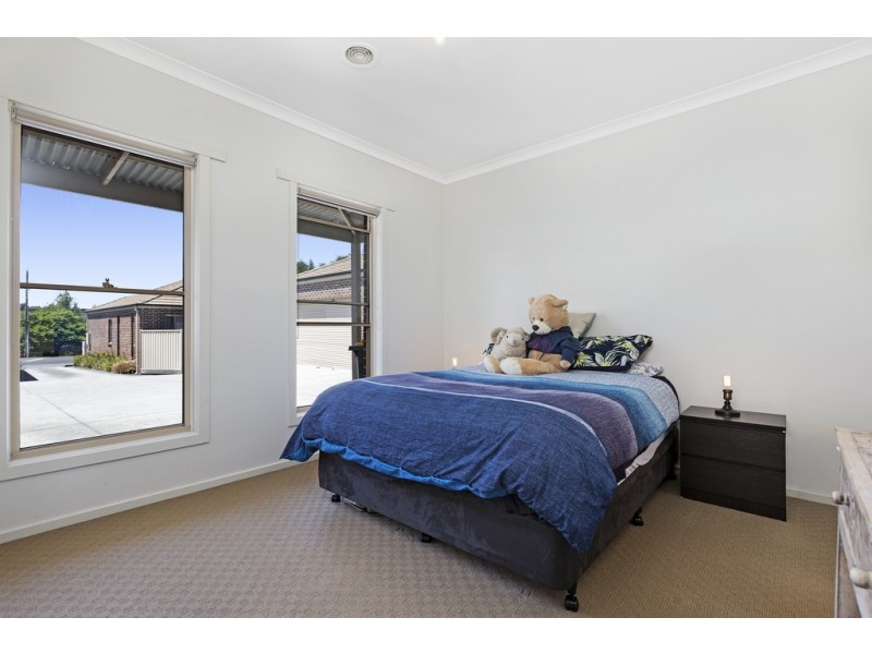 4/740 Geelong Road, Canadian VIC 3350