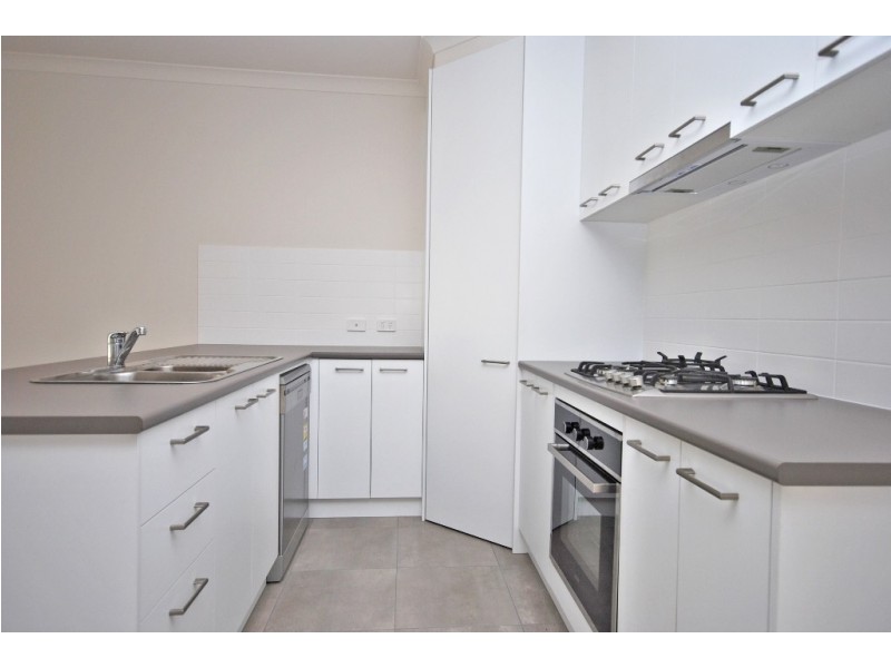 2/111 Leith Street, Redan VIC 3350