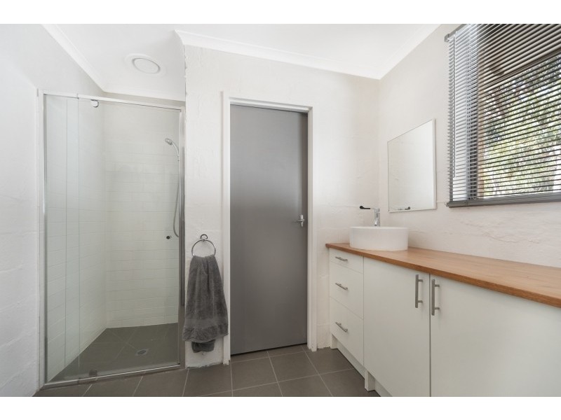 15/10 Simpson Street, Black Hill VIC 3350