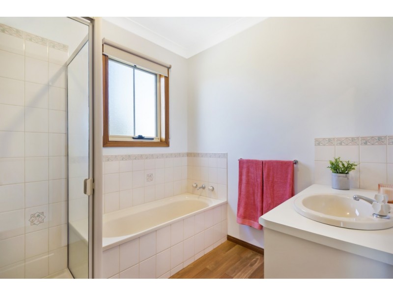 13a Fore Street, Lake Wendouree VIC 3350