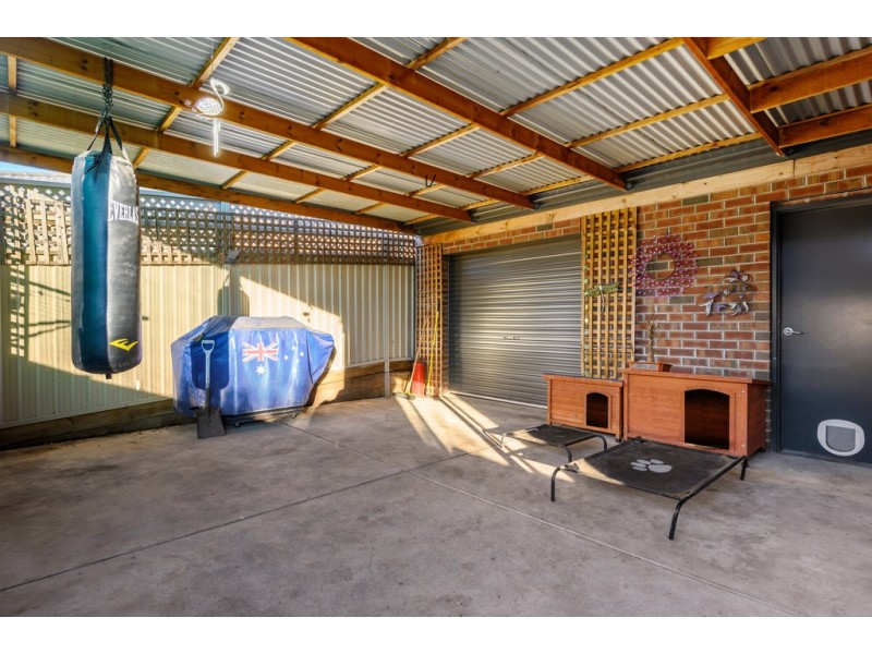 27 Horwood Drive, Canadian VIC 3350