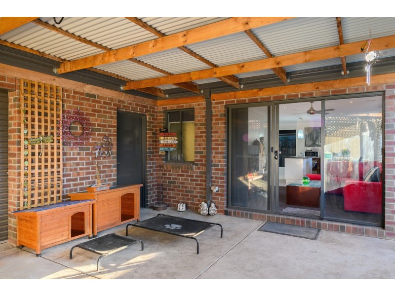 27 Horwood Drive, Canadian VIC 3350