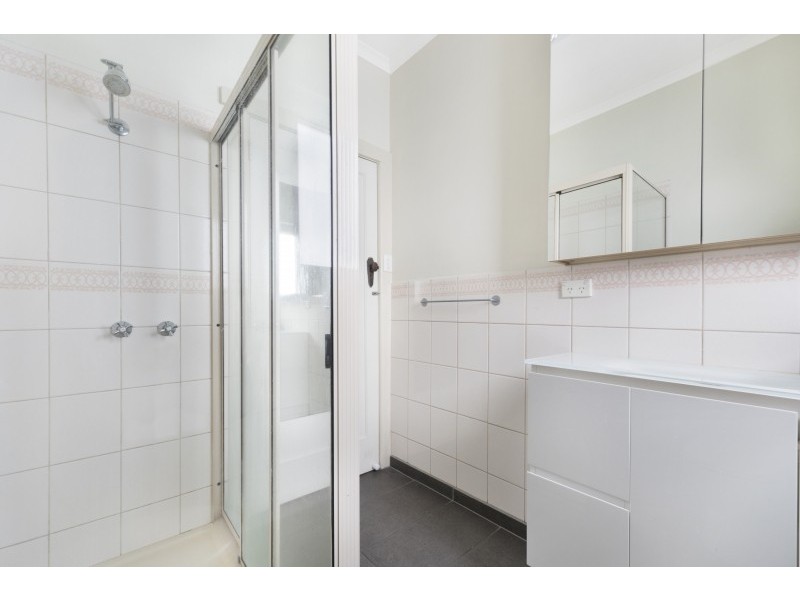 415 Gladstone Street, Golden Point VIC 3350