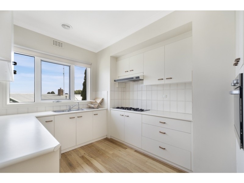 415 Gladstone Street, Golden Point VIC 3350