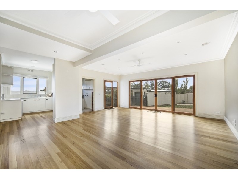 415 Gladstone Street, Golden Point VIC 3350