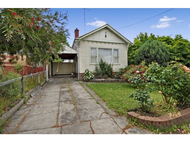 716 Barkly Street, Mount Pleasant VIC 3350