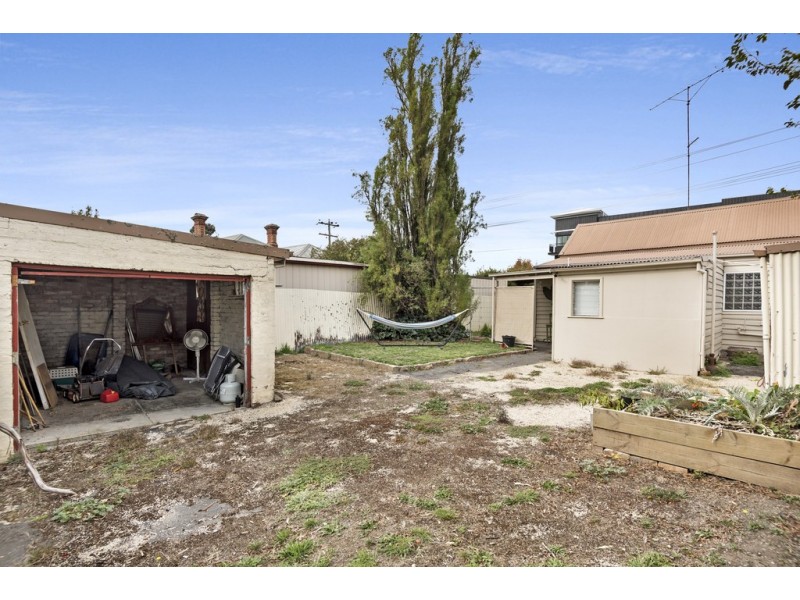 9 Corbett Street, Ballarat East VIC 3350