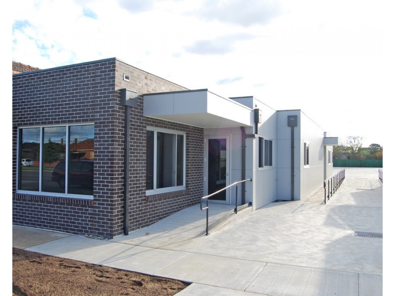 2/140 Albert Street, Sebastopol VIC 3356