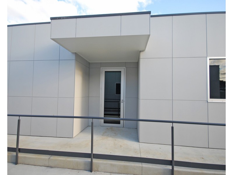 2/140 Albert Street, Sebastopol VIC 3356