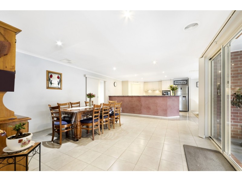 7 Dorset Drive, Alfredton VIC 3350