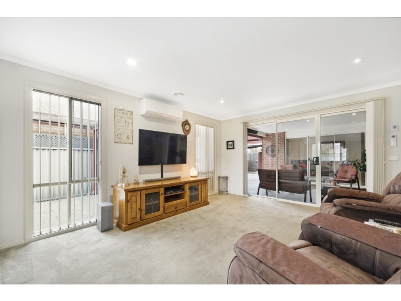 7 Dorset Drive, Alfredton VIC 3350
