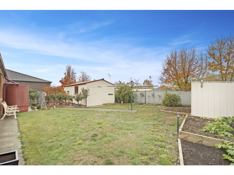 7 Dorset Drive, Alfredton VIC 3350