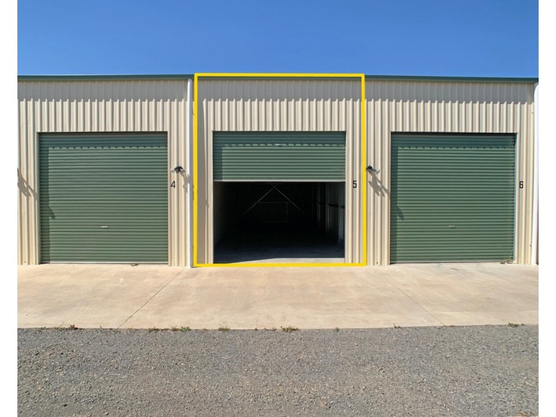 5/34 Butt Street, Canadian VIC 3350