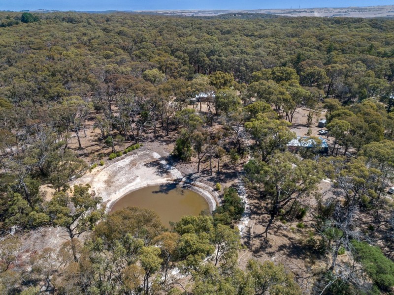 83 Rowlers Road, Snake Valley VIC 3351