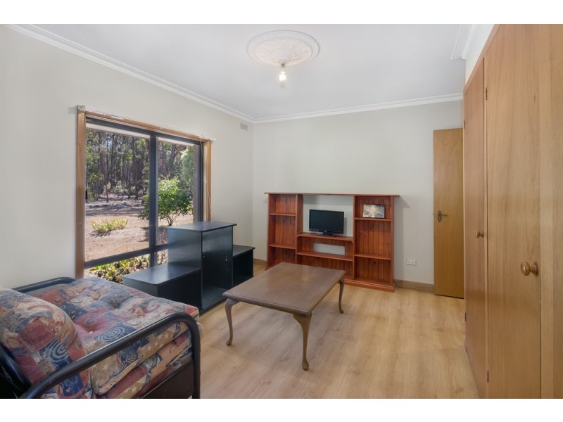 83 Rowlers Road, Snake Valley VIC 3351