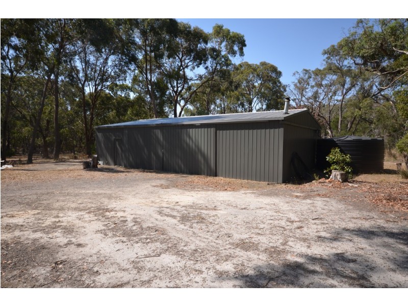 83 Rowlers Road, Snake Valley VIC 3351