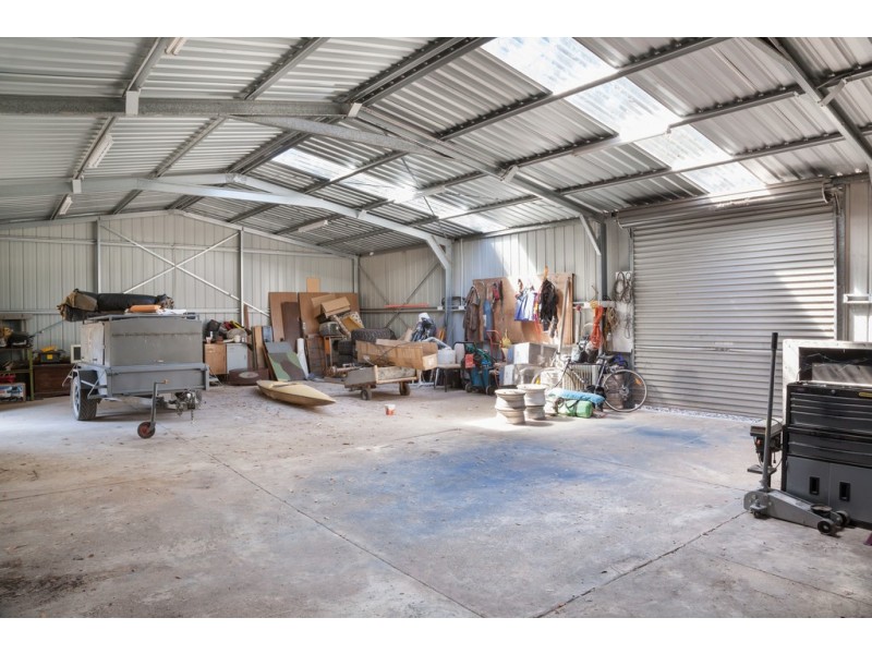 83 Rowlers Road, Snake Valley VIC 3351