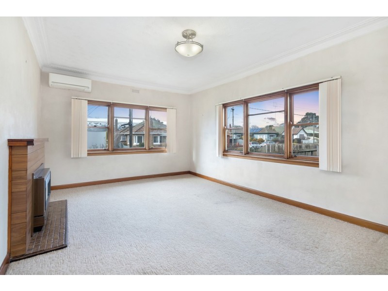 37 Brinkley Avenue, Wendouree VIC 3355