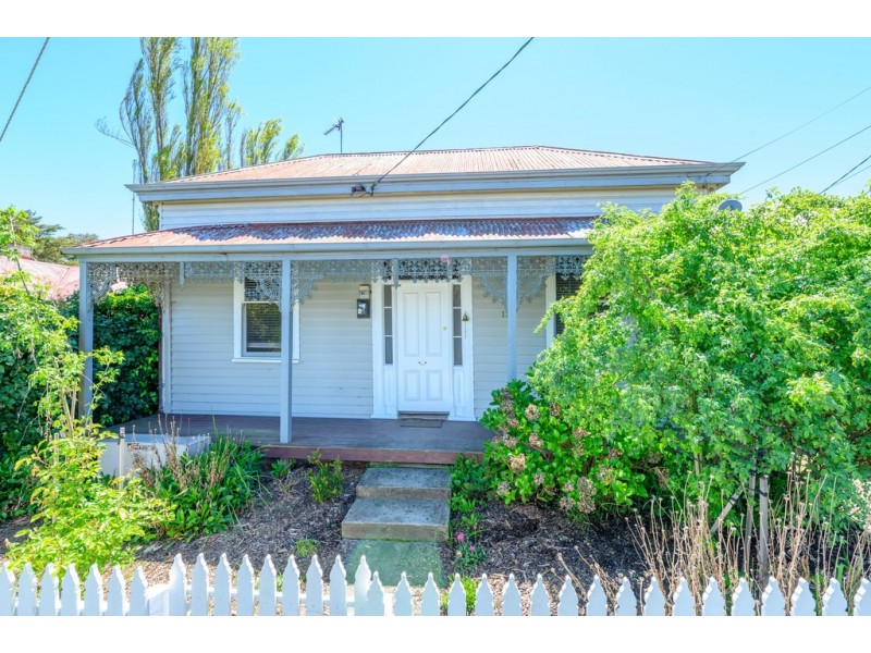 121 Eureka Street, Ballarat East VIC 3350