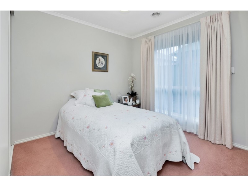 1/232 Humffray Street North, Brown Hill VIC 3350