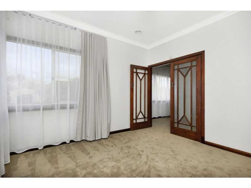 4 Collard Street, Newington VIC 3350