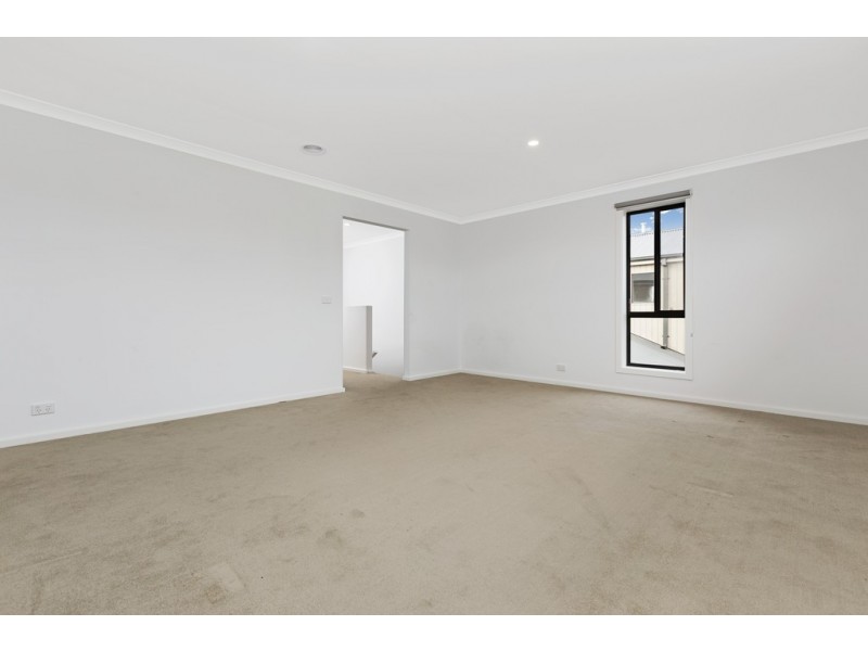 10 Nader Close, Redan VIC 3350