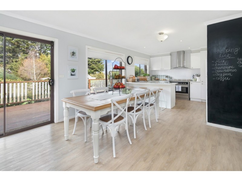 28 Newlyn-Reservoir Road, Newlyn North VIC 3364