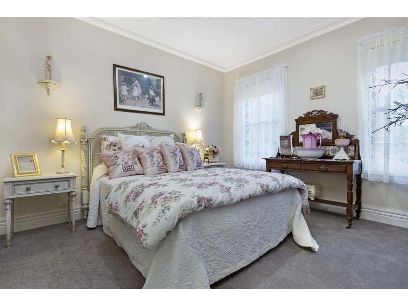 1998 Geelong Road, Mount Helen VIC 3350