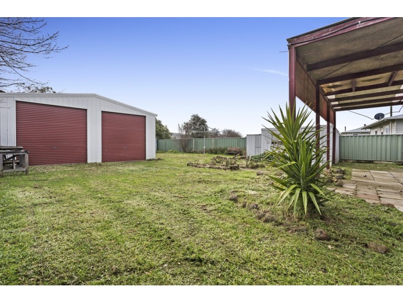 41 Maple Avenue, Wendouree VIC 3355