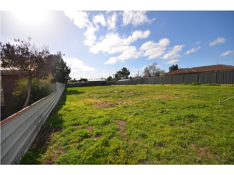 25 Sutton Road, Maryborough VIC 3465