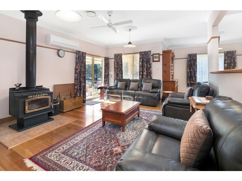 200 Landrigan Road, Carisbrook VIC 3464